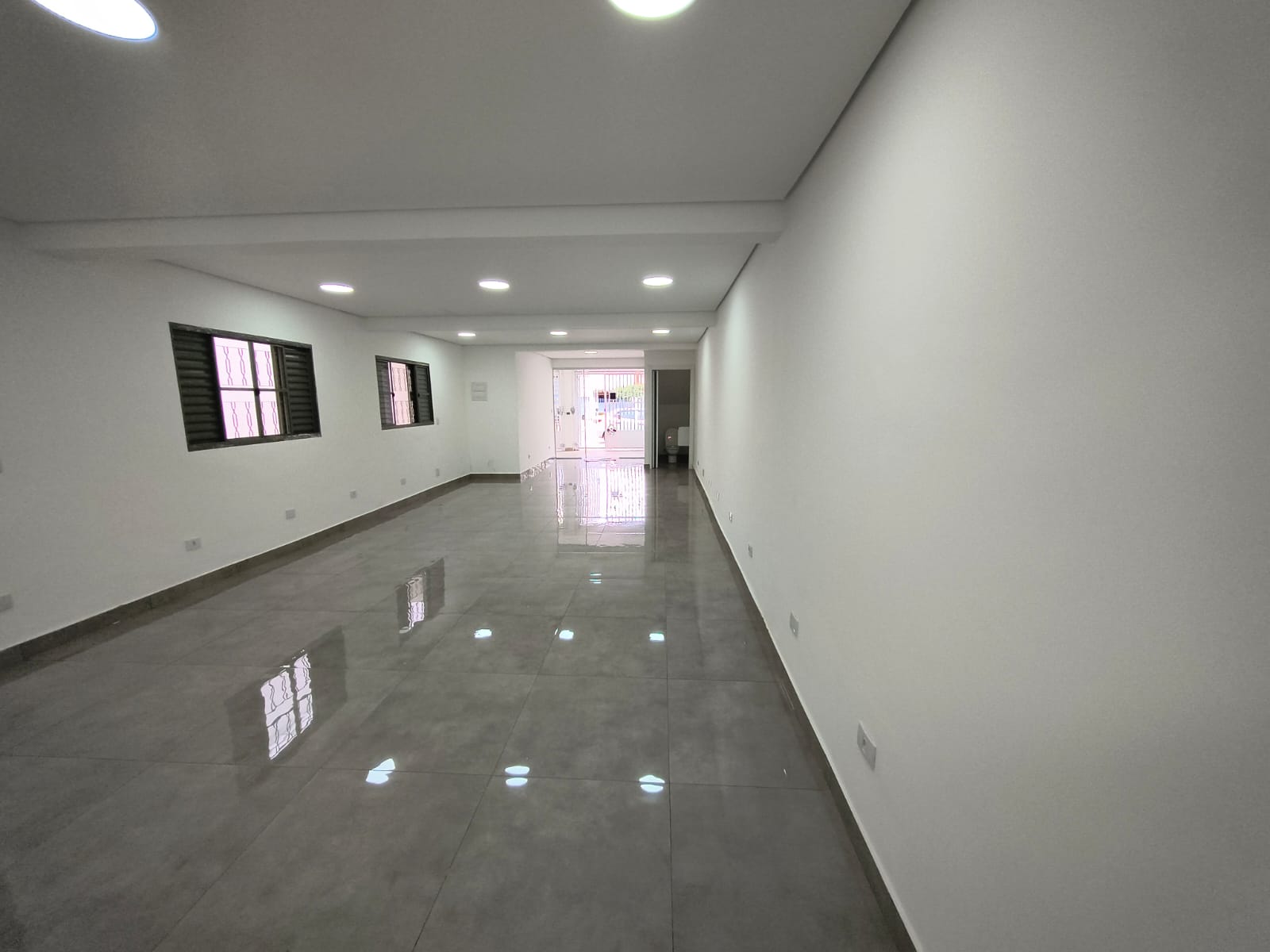 Salão Comercial para alugar — Vila Brasilândia