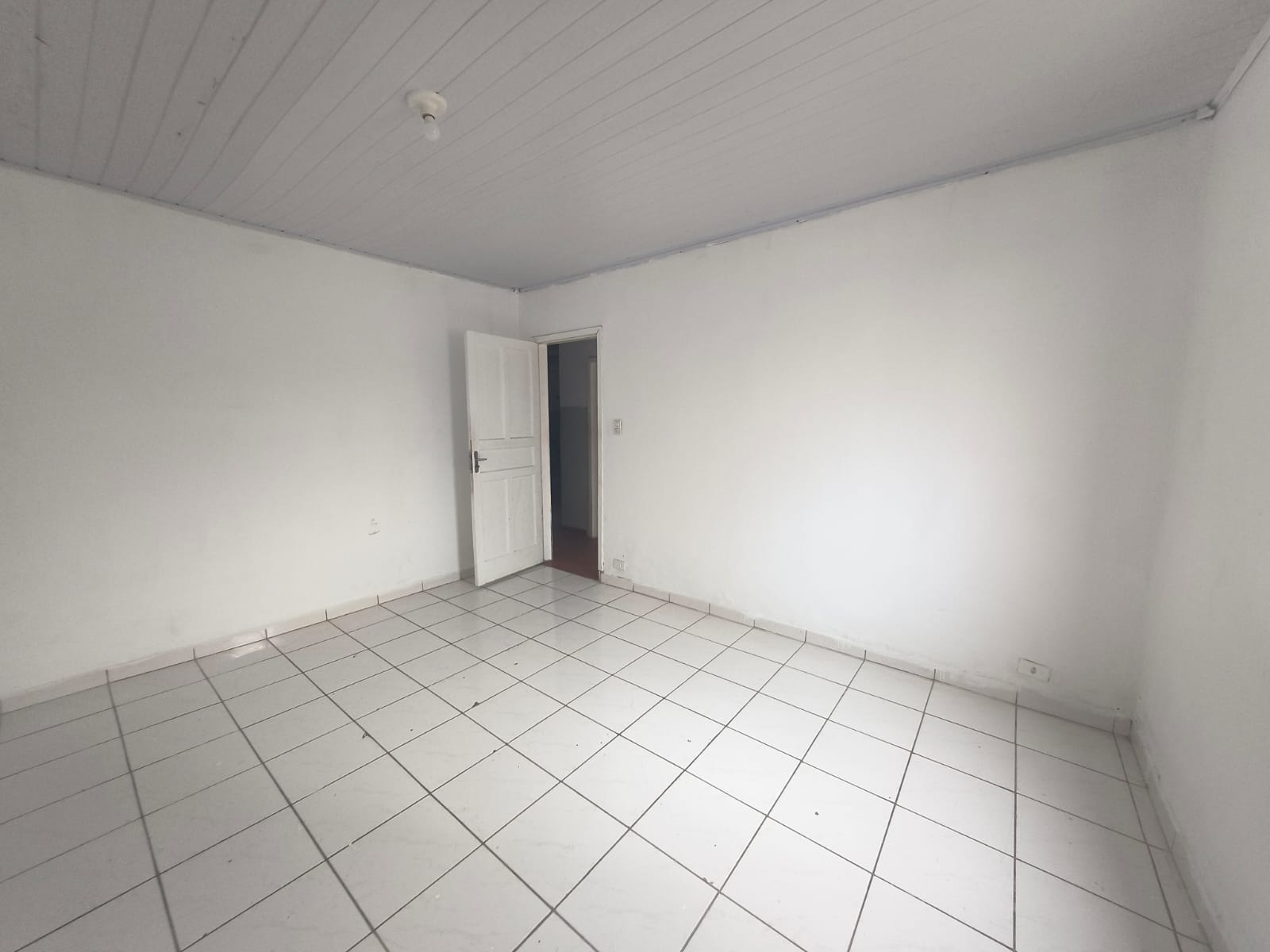 Casa 2 Dorms — Vila Prado, Bairro do Limão